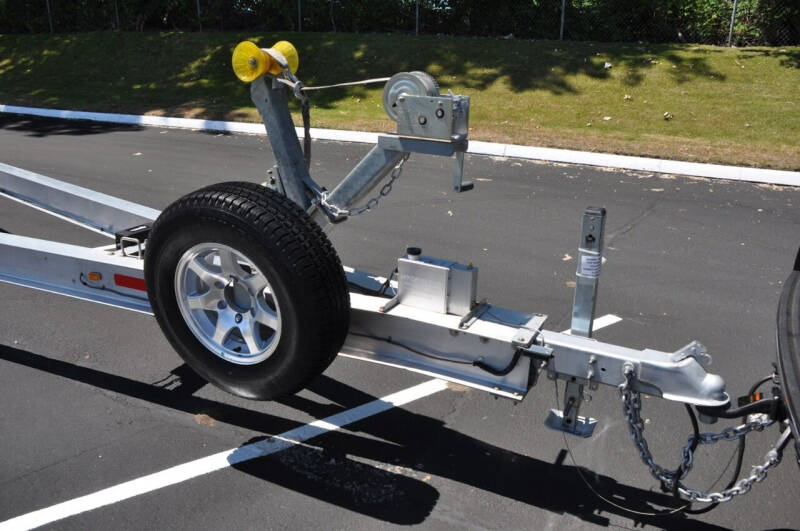 2005 35 JEFFERSON MARLAGO CC CENTER CONSOLE