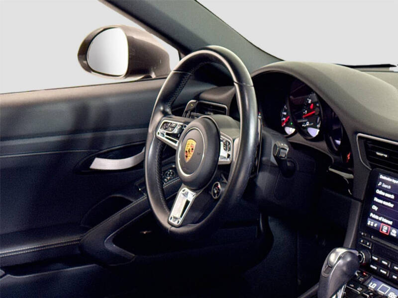 2019 Porsche 911 Carrera T