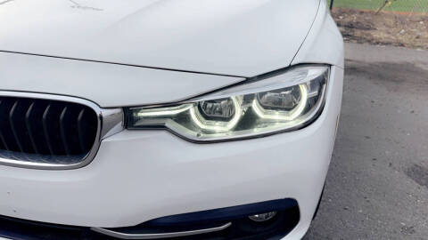 2018 BMW 3 Series 330i xDrive