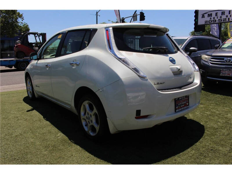 2012 Nissan LEAF