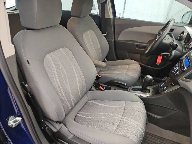 2013 Chevrolet Sonic LT Auto