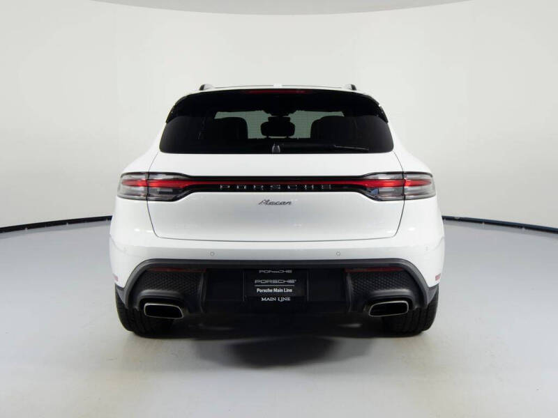 2026 Porsche Macan