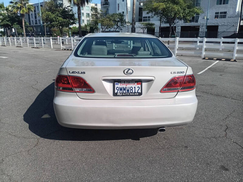 2005 Lexus ES 330