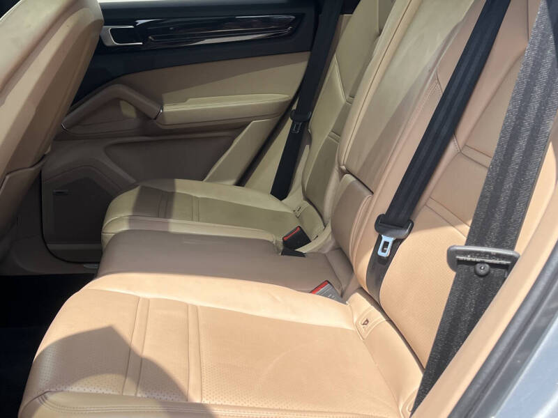 2020 Porsche Cayenne