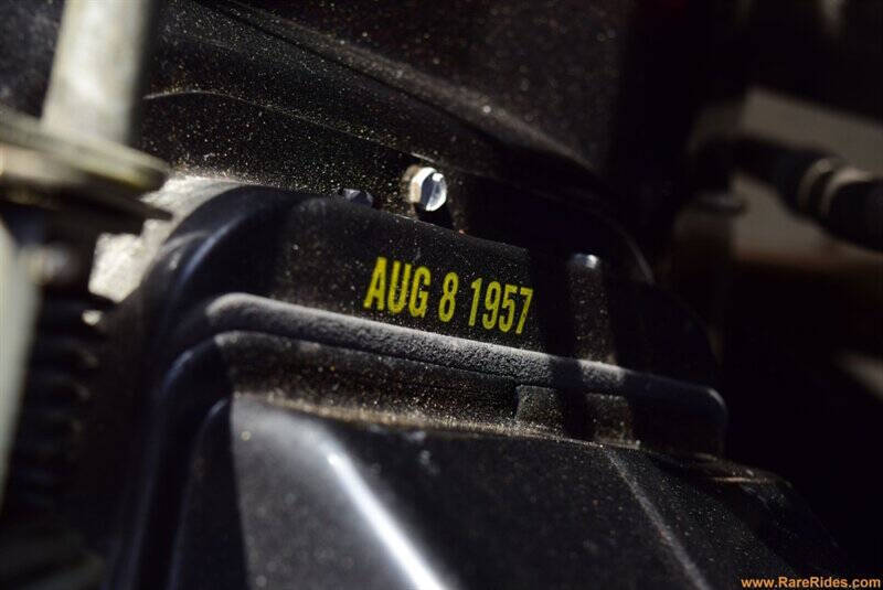 1957 Ford Thunderbird