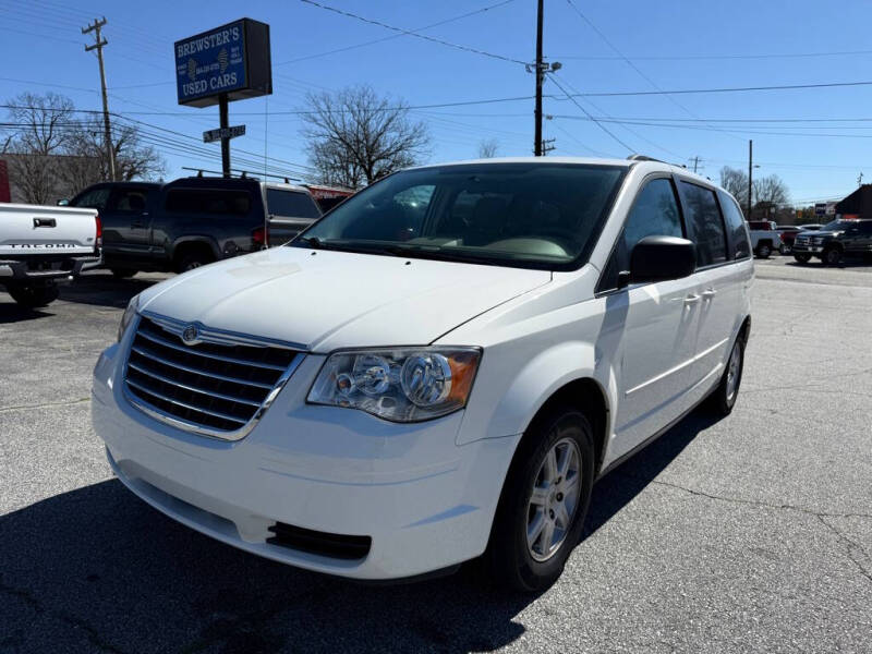 2010 Chrysler Town and Country LX