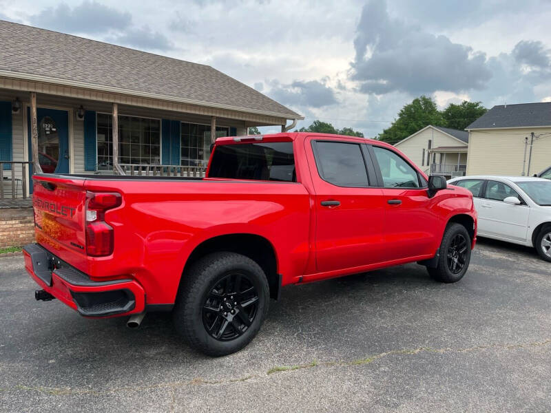 2023 Chevrolet Silverado 1500 Custom photo 26