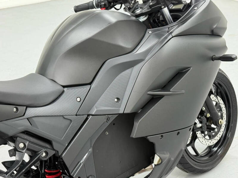 2021 ELECTRIC PANIGALE V4 S