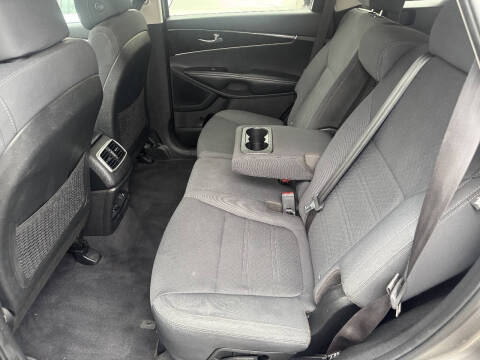 2017 Kia Sorento LX
