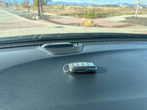 2023 Chrysler Pacifica Plug-In Hybrid Touring L