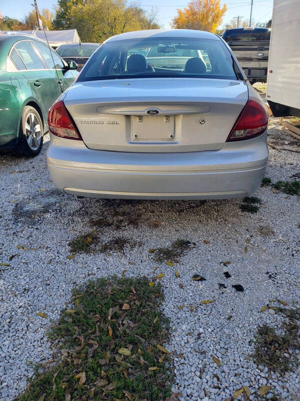 2003 Ford Taurus SEL Deluxe