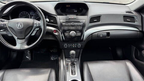 2017 Acura ILX