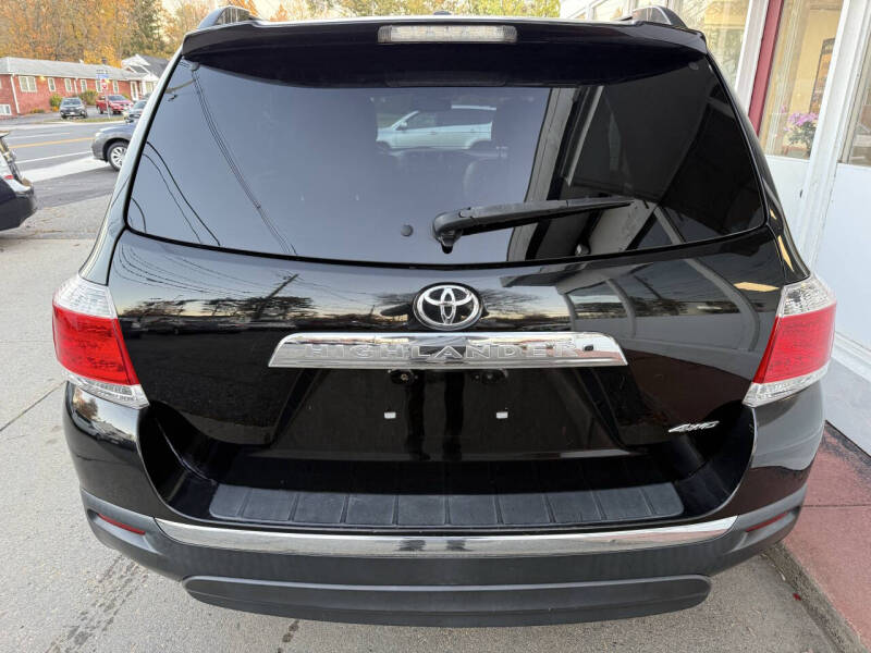 2013 Toyota Highlander SE