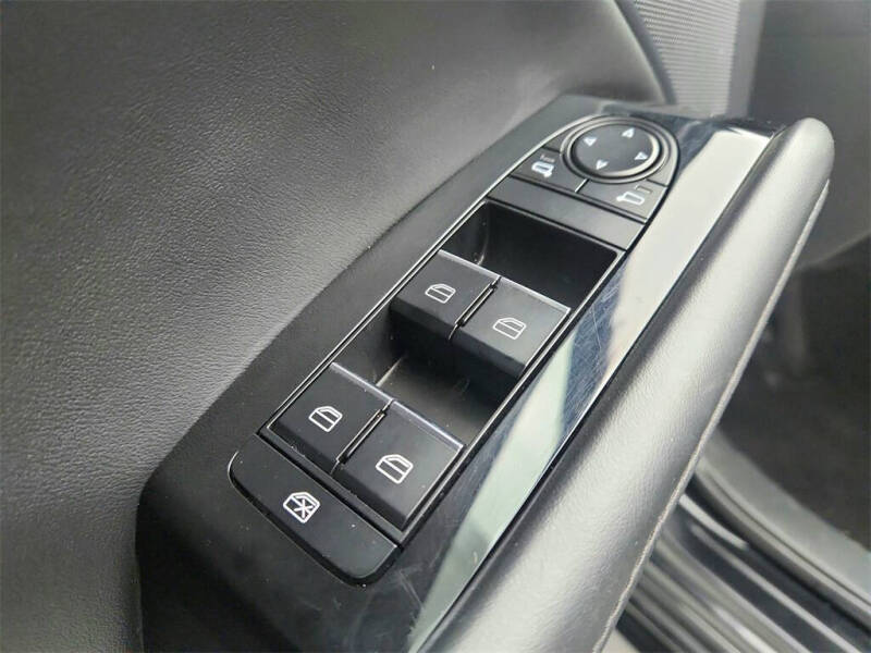 2025 Mazda Mazda3 Sedan 2.5 S Select Sport