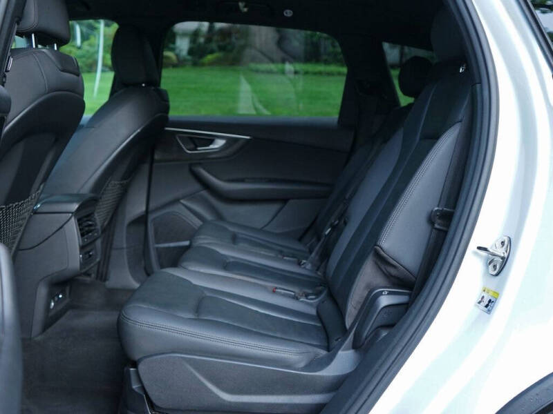 2021 Audi Q7 quattro Premium Plus 45 TFSI