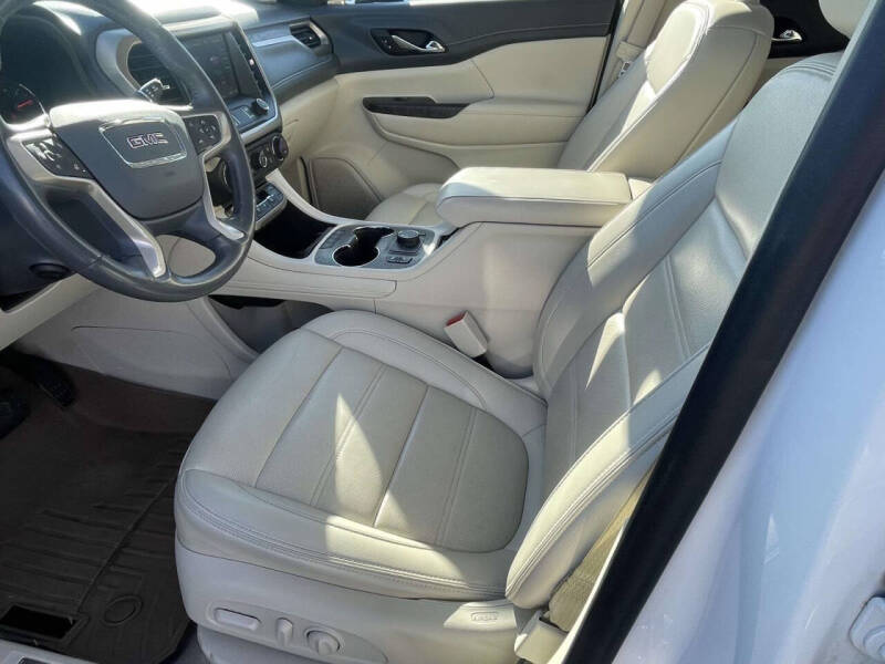 2021 GMC Acadia Denali