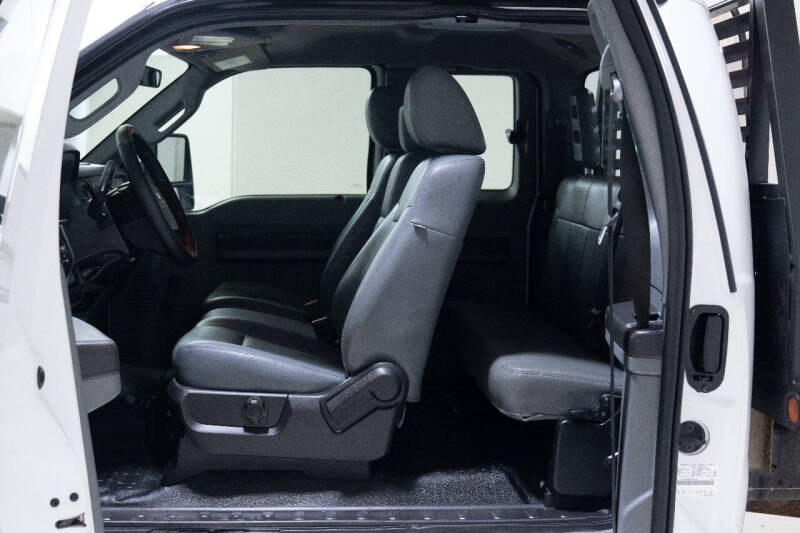 2011 Ford F-350 Super Duty XL