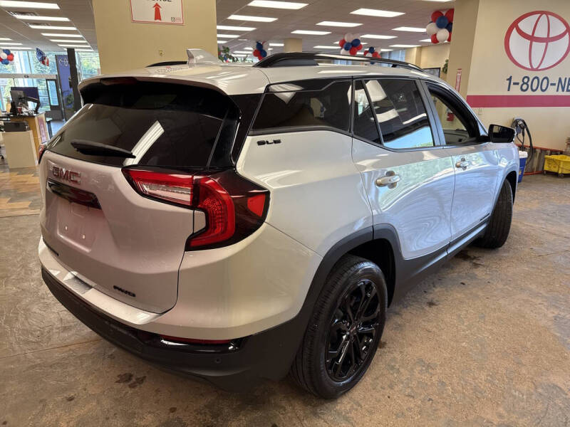 2022 GMC Terrain SLE