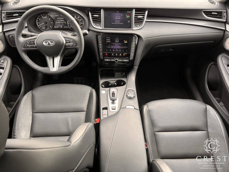 2025 Infiniti QX50 Luxe