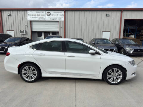 2015 Chrysler 200 Limited