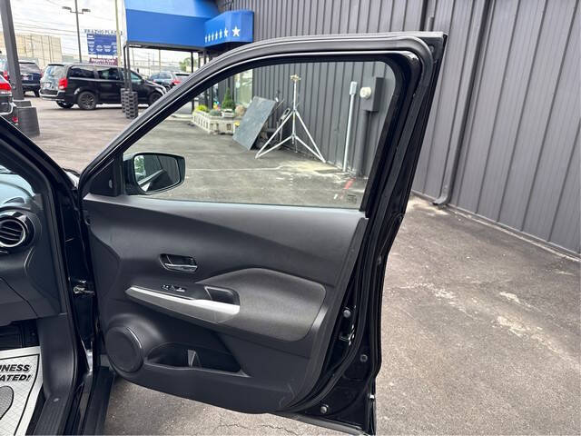 2020 Nissan Kicks SV