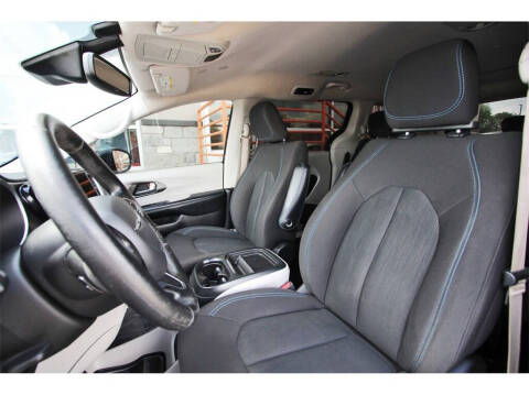 2021 Chrysler Pacifica Touring