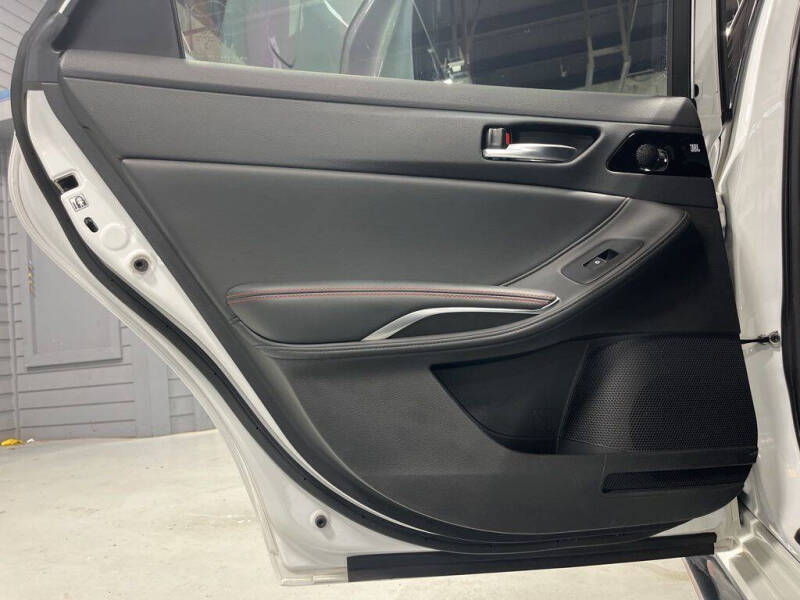2020 Toyota Avalon TRD