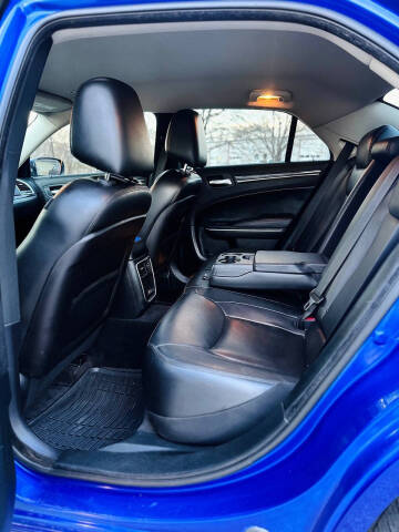 2018 Chrysler 300 Touring