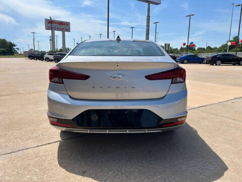 2020 Hyundai Elantra