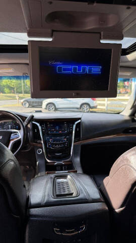 2017 Cadillac Escalade ESV Luxury