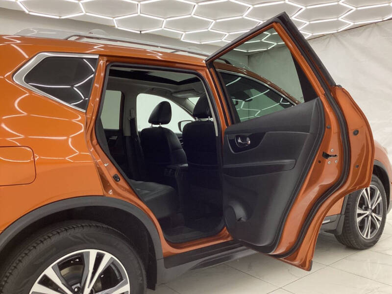 2018 Nissan Rogue SL