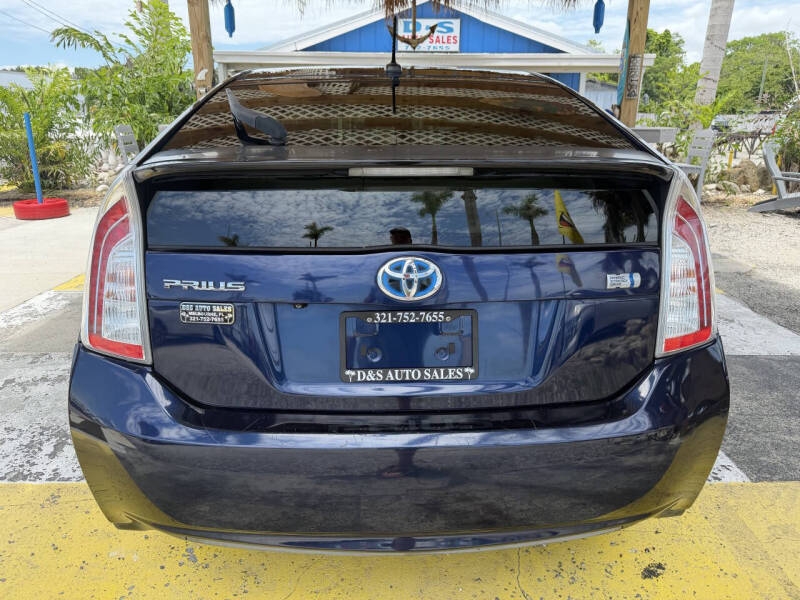2015 Toyota Prius Three