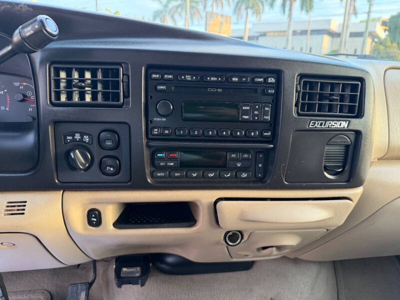 2005 Ford Excursion Limited