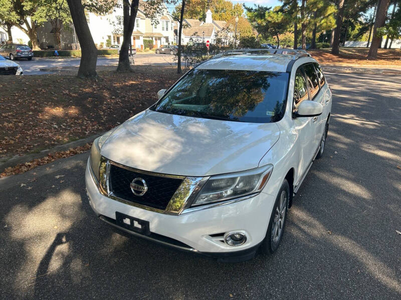 2013 Nissan Pathfinder SL photo 3