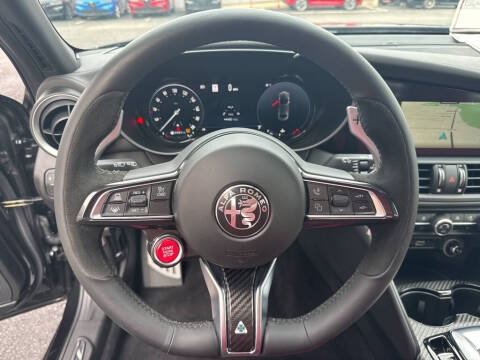 2024 Alfa Romeo Giulia Quadrifoglio