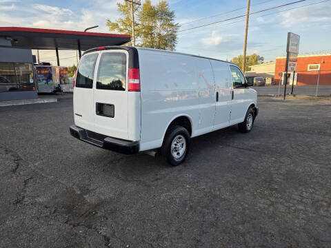 2018 Chevrolet Express 2500