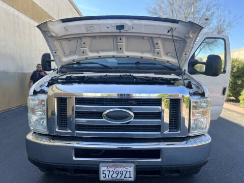 2016 Ford E-Series