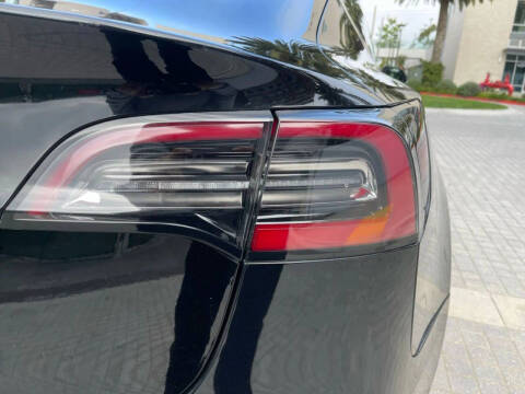 2020 Tesla Model 3 Standard Range Plus