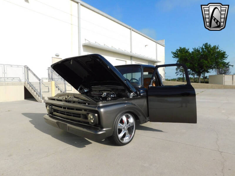 1965 Ford F-100