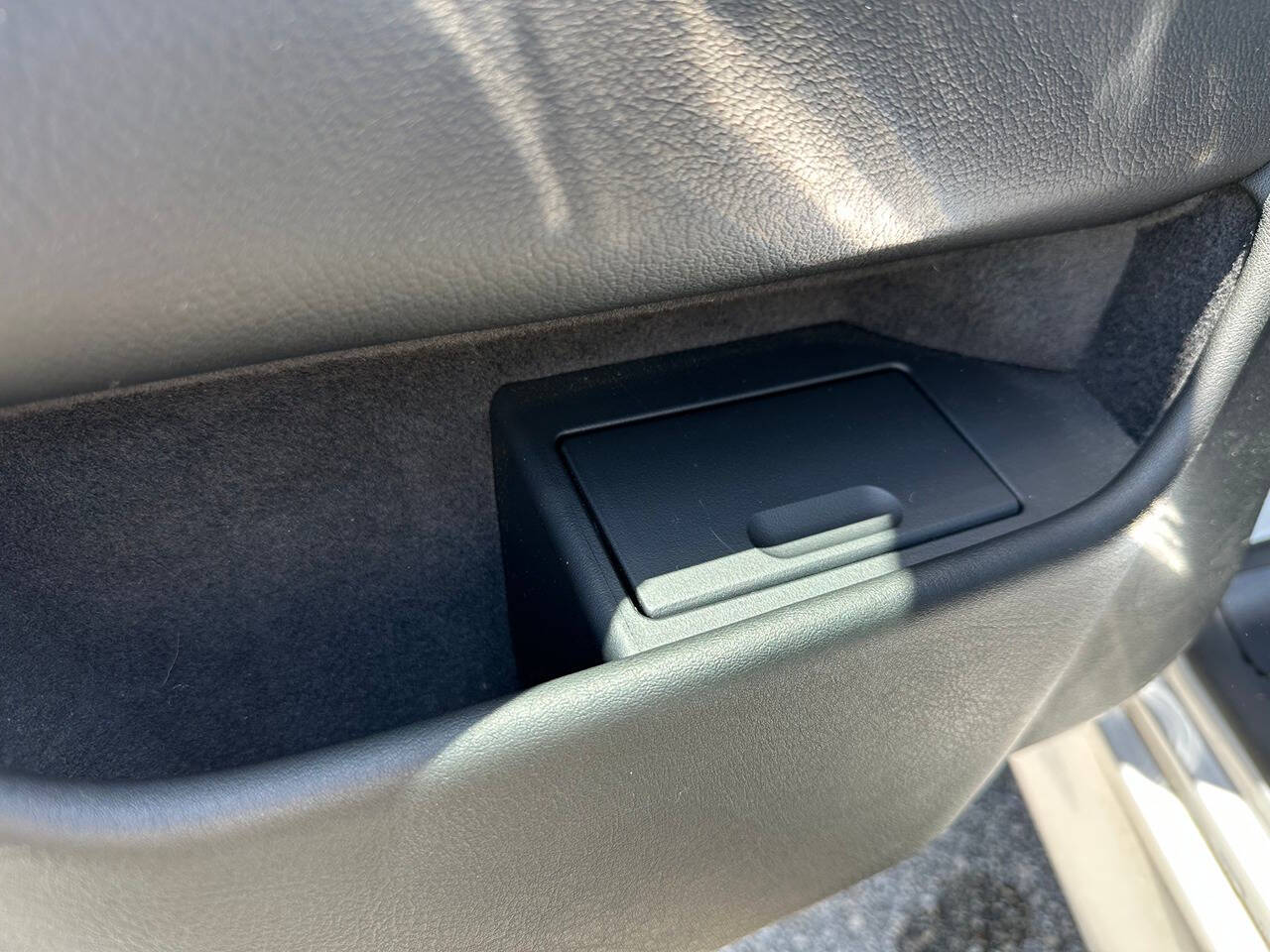 2003 BMW 5 Series 12