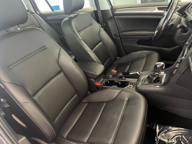2017 Volkswagen Golf Alltrack