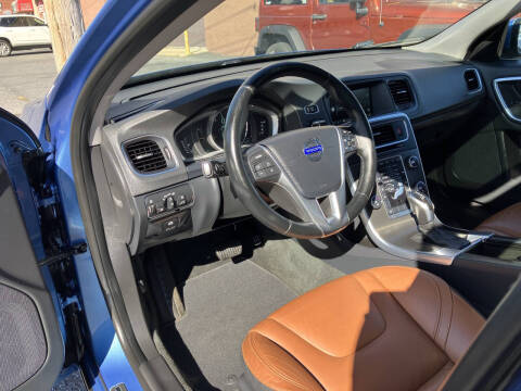 2014 Volvo S60 T5 Premier