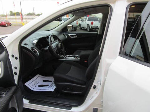 2017 Nissan Pathfinder SV