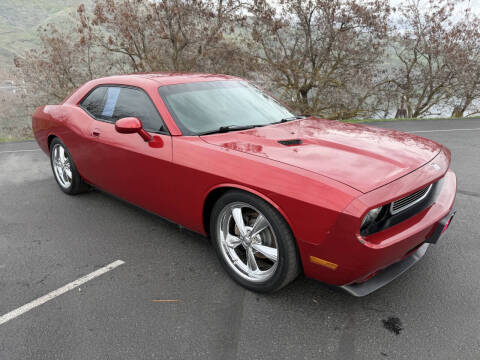 2009 Dodge Challenger SE
