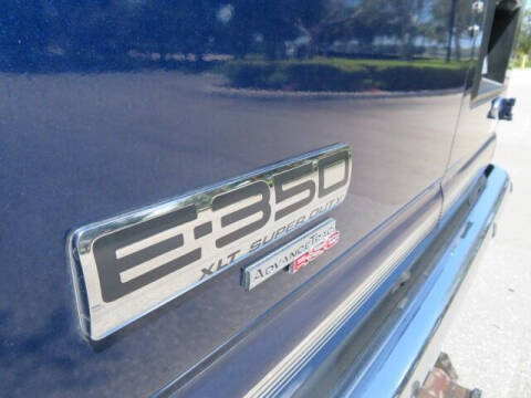 2011 Ford E-Series E-350 SD XLT