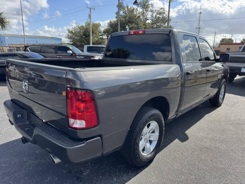 2017 RAM 1500 Express