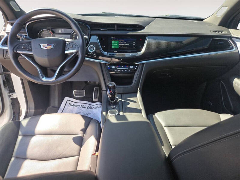 2024 Cadillac XT6 Sport