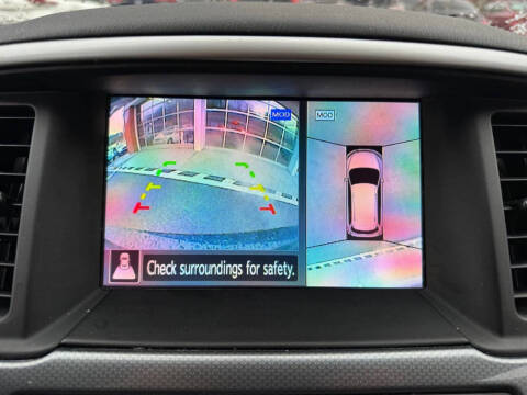 2020 Nissan Pathfinder SL