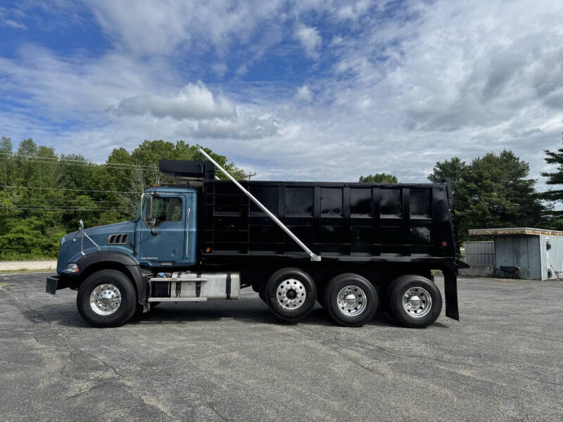2013 Mack Granite