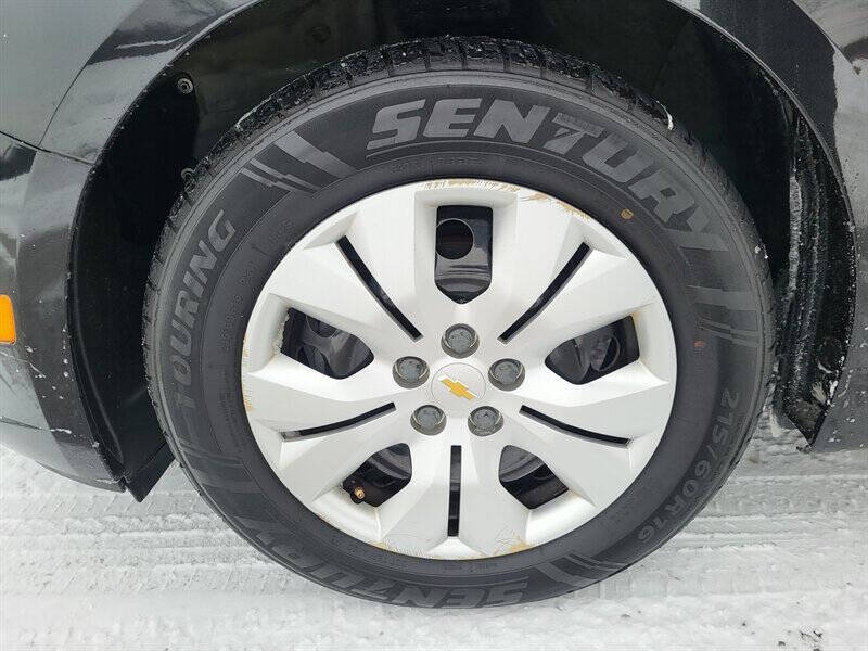 2013 Chevrolet Cruze LS Auto